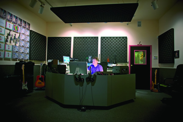 Zone Music does nationwide voiceovers with ISDN and Source Connect